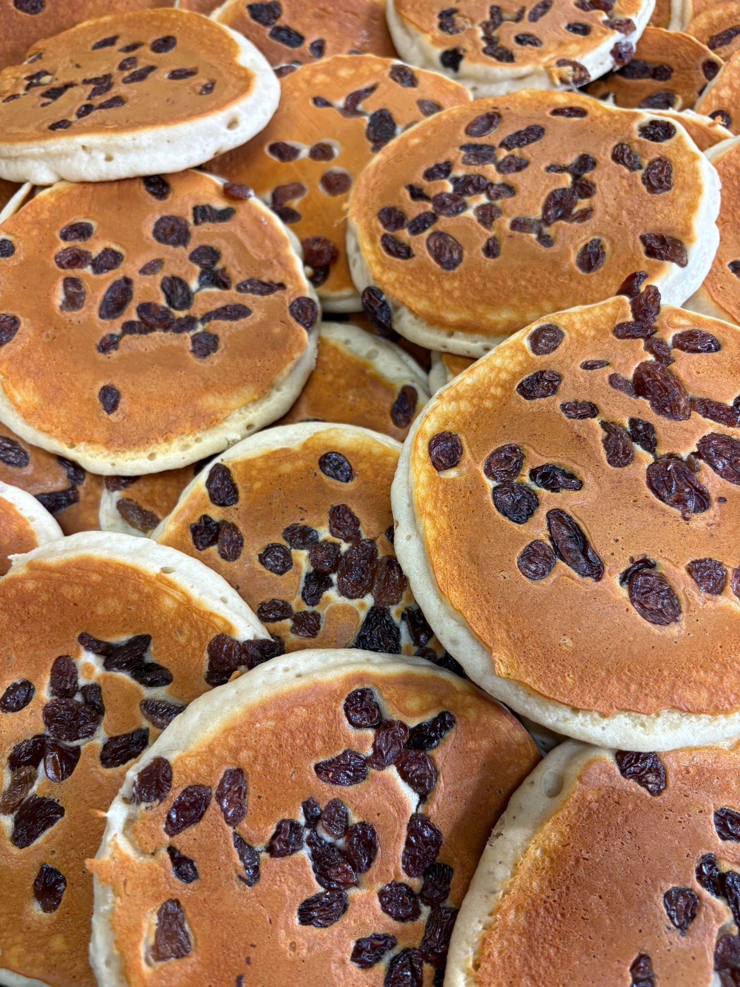 4 fresh Staffordshire Pikelets (Vac Packed)